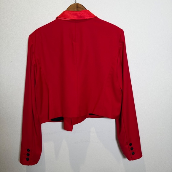 Size: XL Red Saint Art New York Suit Cropped Blazer New - Picture 3 of 8